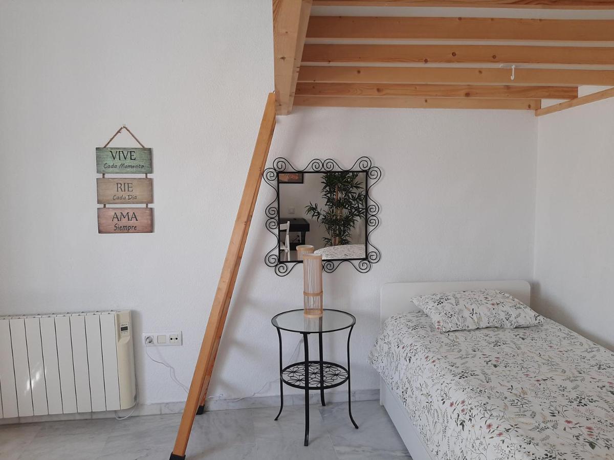 Апартаменти Apartamento Luminoso Casco Antiguo San Luis Севілья Екстер'єр фото