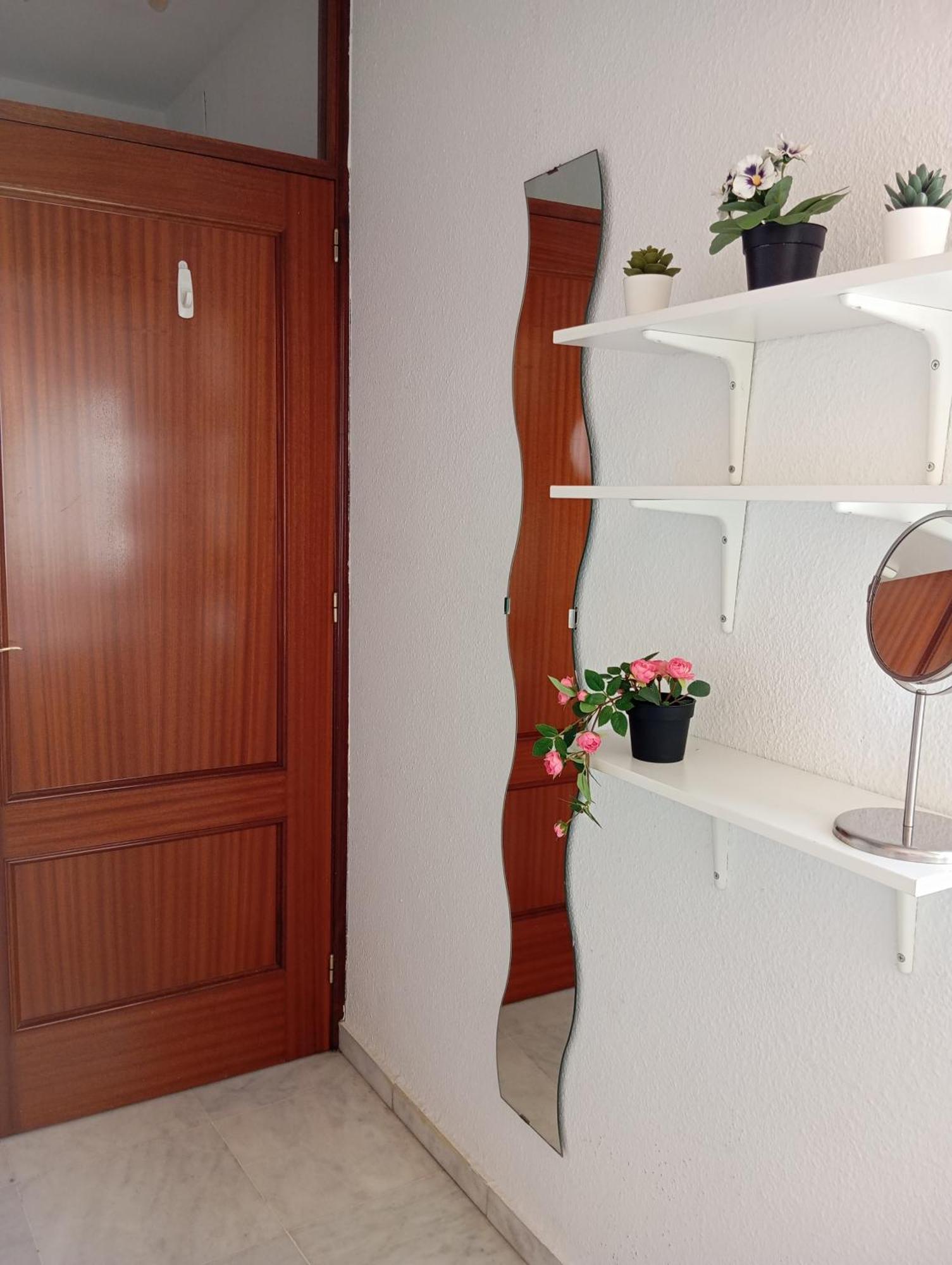Апартаменти Apartamento Luminoso Casco Antiguo San Luis Севілья Екстер'єр фото